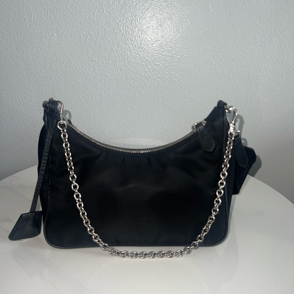 Prada Re-Edition Nylon Bag Black - Picture 4 of 6